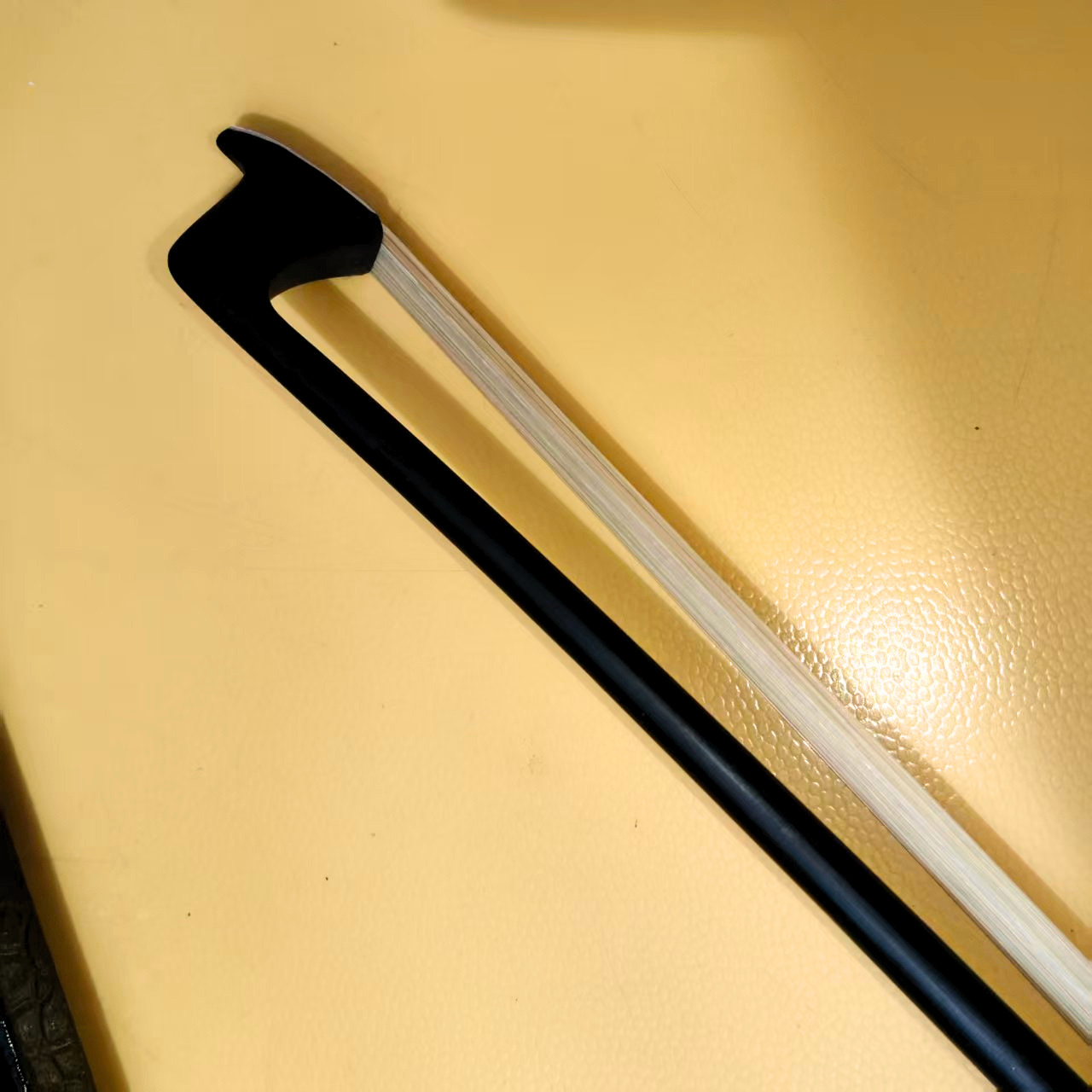 "Fiesta" Carbon Fiber French Violin Bow